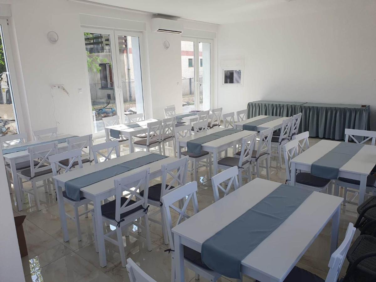 Orion Panzio Bed & Breakfast Hajduszoboszlo Ngoại thất bức ảnh