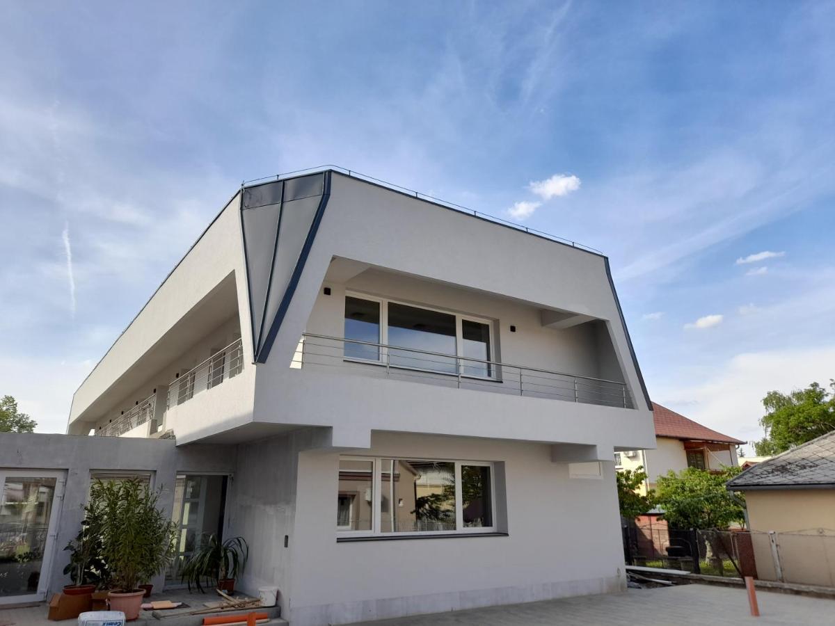 Orion Panzio Bed & Breakfast Hajduszoboszlo Ngoại thất bức ảnh