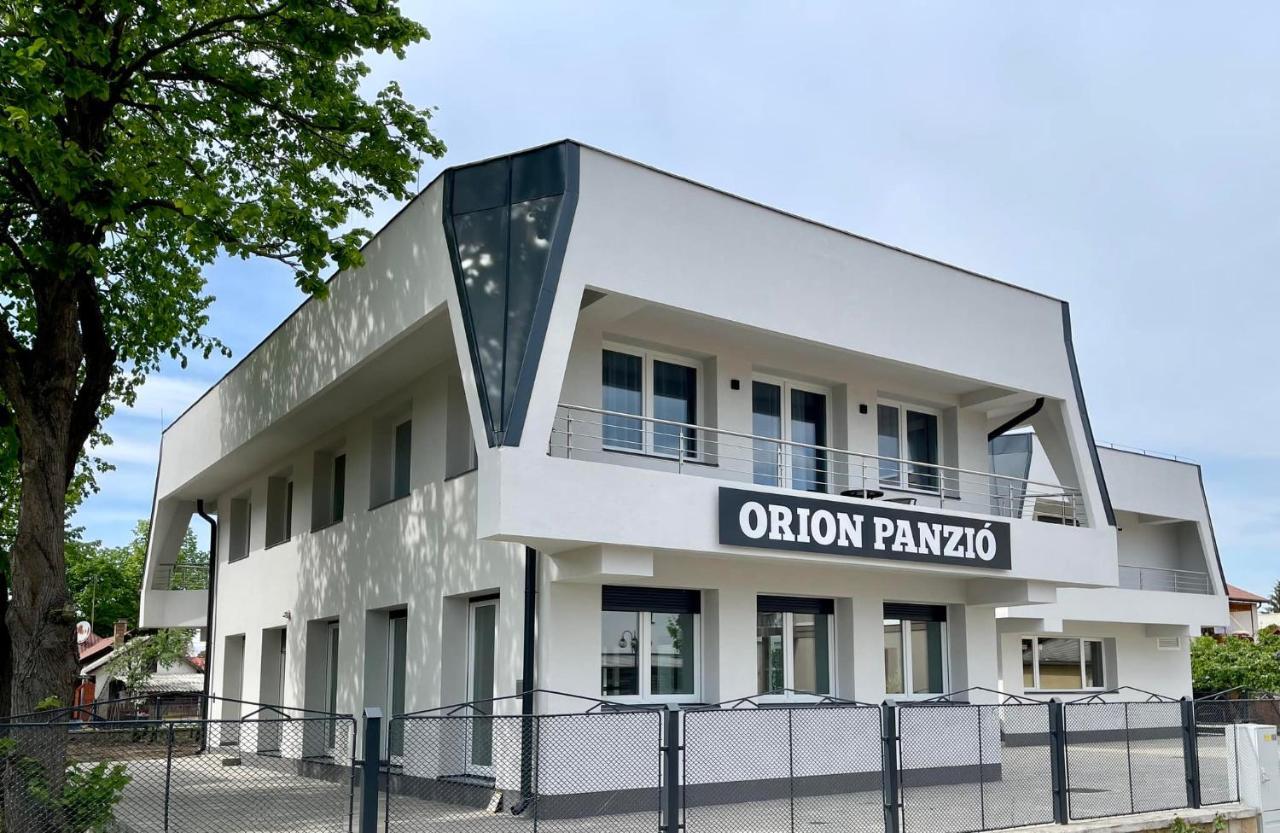Orion Panzio Bed & Breakfast Hajduszoboszlo Ngoại thất bức ảnh